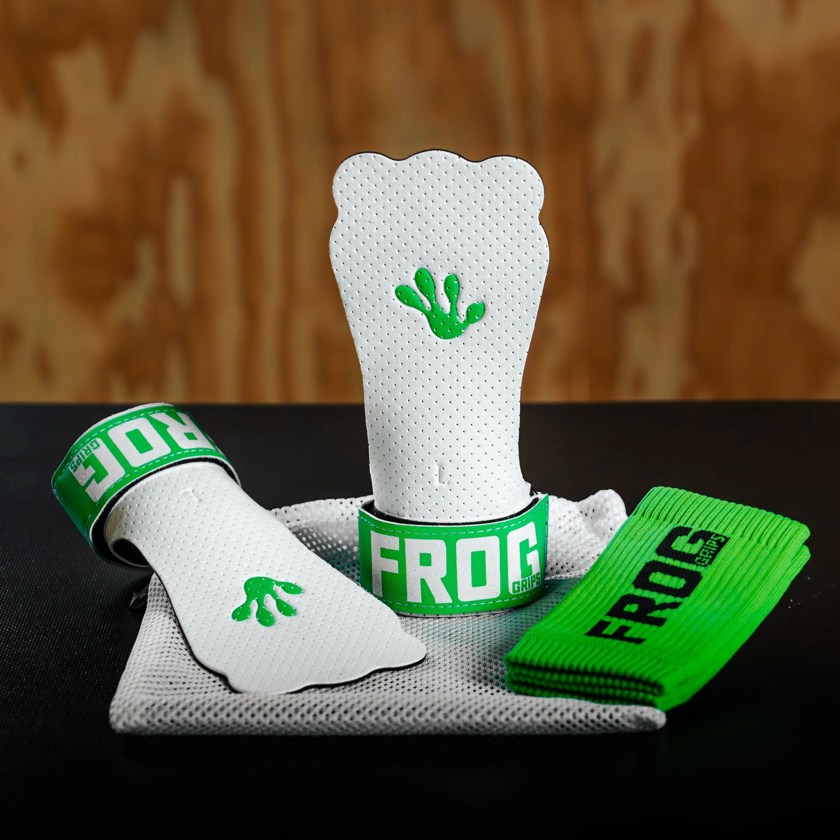 Frog Grips Fibre Grips 2.0 - Fingerless - Large - Green/White (Use Chalk)